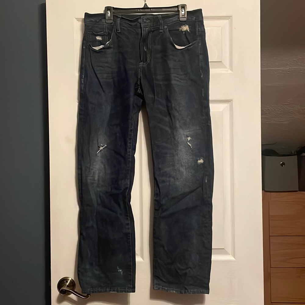 Men’s Aeropostal 34/32 Straight Legged Jeans with Rips